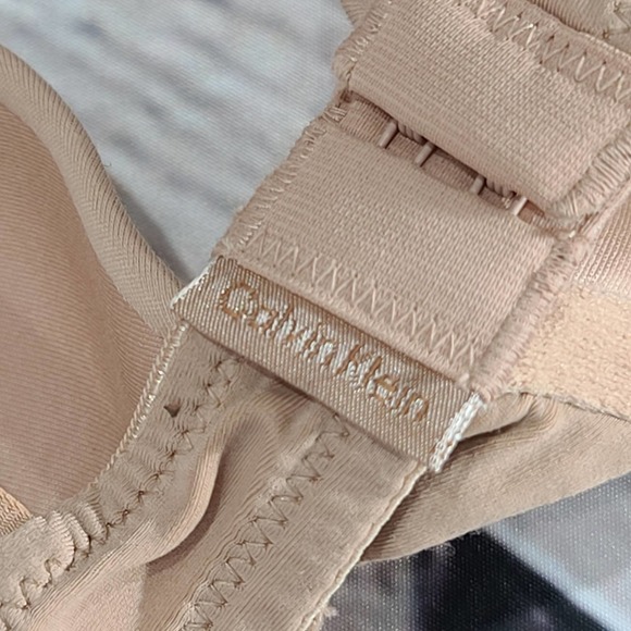 CALVIN Klein Bra 32 a Push Up Nude Adjustable straps - Picture 13 of 16